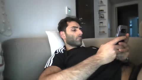 kikkus01 online show from 11-22-25, 03:33