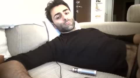 kikkus01 online show from 12-16-25, 04:12