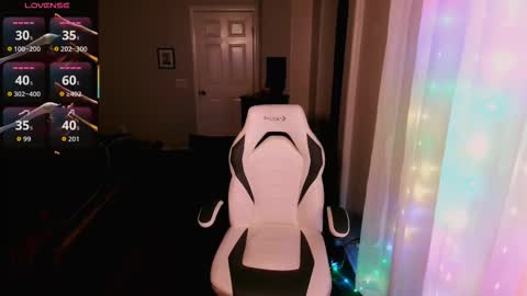 Snapshot of kiks823 chatting on 02-12-26, 04:51 ONLY FANS Britteebee online show from 02-12-26, 04:51