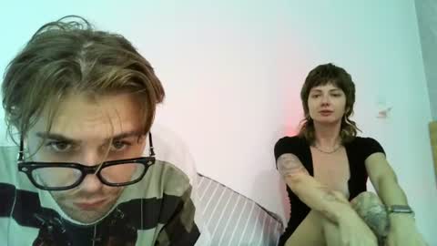 Snapshot of killerofbeauty chatting on 07-15-26, 05:51 Ivy online show from 07-15-26, 05:51