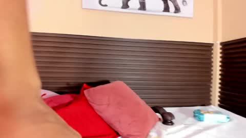 kim online show from 04-01-26, 08:17