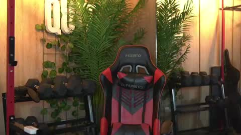 Kim online show from 09-18-25, 01:02