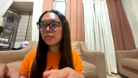 KYLIE online show from 04-18-26, 05:39