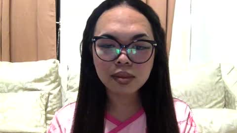 Snapshot of kim_kyile chatting on 07-10-26, 03:25 KYLIE online show from 07-10-26, 03:25