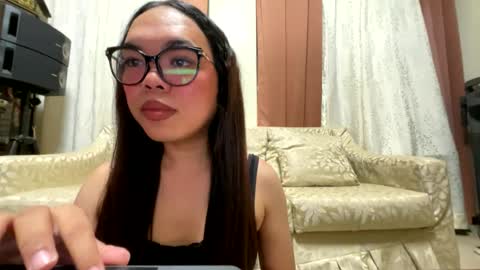 Snapshot of kim_kyile chatting on 07-17-26, 03:07 KYLIE online show from 07-17-26, 03:07