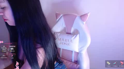 Snapshot of kim_perrii chatting on 12-16-25, 03:50 Kim online show from 12-16-25, 03:50