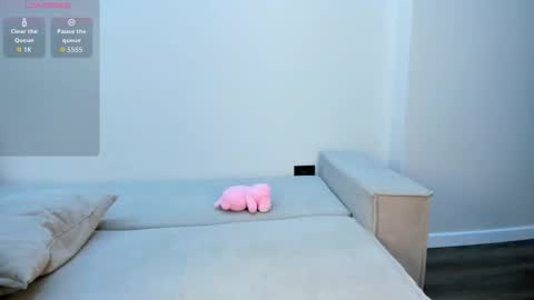 Su A online show from 11-15-25, 01:18