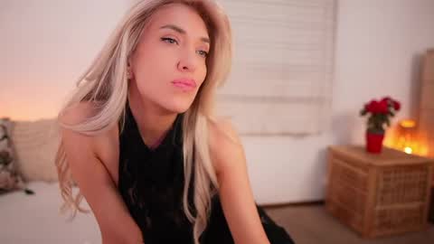 Kim online show from 05-18-26, 04:07