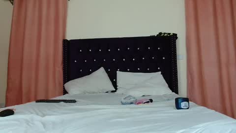 kimberly_blaze online show from 01-26-25, 07:20