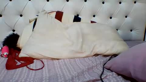 Snapshot of kimberly_brooke chatting on 02-24-26, 09:07 Kim online show from 02-24-26, 09:07