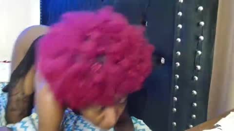 Snapshot of kimberly_chloe chatting on 03-05-26, 04:52 Kimberly online show from 03-05-26, 04:52