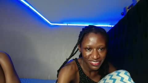 Snapshot of kimberly_chloe chatting on 04-01-26, 04:15 Kimberly online show from 04-01-26, 04:15