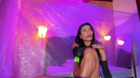 Snapshot of kimberly_gonzalez1 chatting on 05-12-26, 03:36 kimberly gonzalez online show from 05-12-26, 03:36