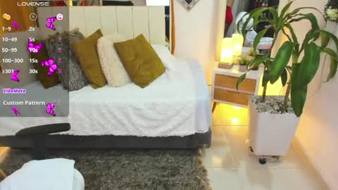 Kimberly  online show from 06-04-26, 10:21