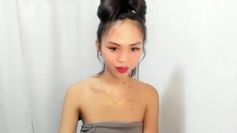 Kimberly online show from 10-27-25, 11:41