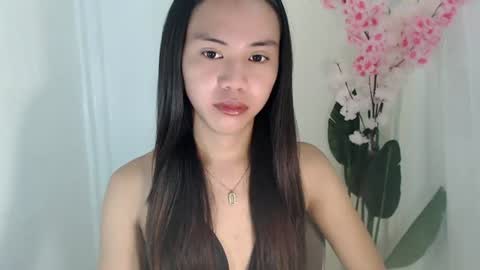 Snapshot of kimberly_tart chatting on 06-13-26, 11:35 Kimberly online show from 06-13-26, 11:35