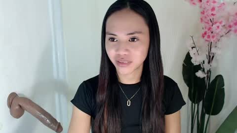 Snapshot of kimberly_tart chatting on 06-14-26, 11:07 Kimberly online show from 06-14-26, 11:07