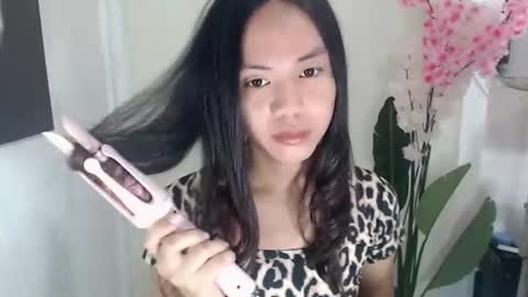 Snapshot of kimberly_tart chatting on 07-01-26, 11:26 Kimberly online show from 07-01-26, 11:26