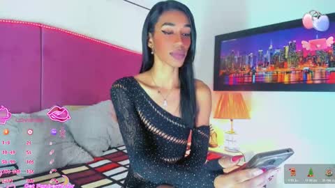 Your Queen KIM online show from 12-19-25, 06:48