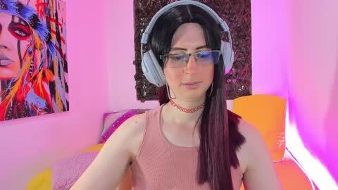 Snapshot of kimberly_thonson chatting on 02-08-25, 12:49 kimberly_thonson online show from 02-08-25, 12:49