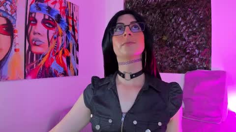 Snapshot of kimberly_thonson chatting on 02-15-25, 06:02 kimberly_thonson online show from 02-15-25, 06:02