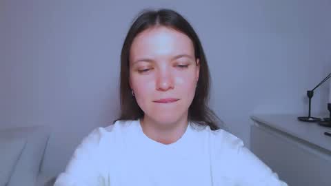 Snapshot of kimberlyhart_ chatting on 04-25-26, 05:43 Kimberly online show from 04-25-26, 05:43