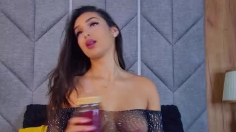 Snapshot of kimberlymav chatting on 10-30-25, 04:14 Kimberly online show from 10-30-25, 04:14