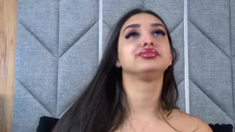 Kimberly online show from 04-11-26, 04:17