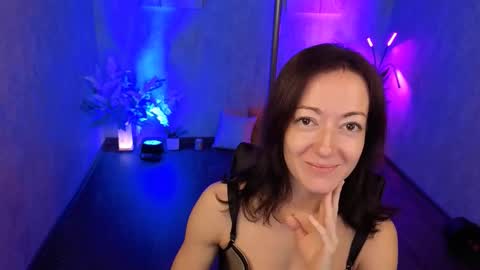 Kimberly online show from 10-11-25, 03:28