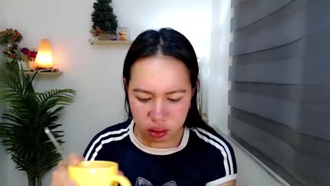 Snapshot of kimbratx chatting on 10-26-25, 10:36 kimbratx online show from 10-26-25, 10:36