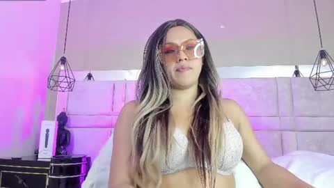 Snapshot of kimcossey2 chatting on 08-07-26, 04:47 Kim cossey online show from 08-07-26, 04:47