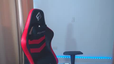 Snapshot of kimflexible_ chatting on 01-23-25, 09:07 Kim 3 online show from 01-23-25, 09:07