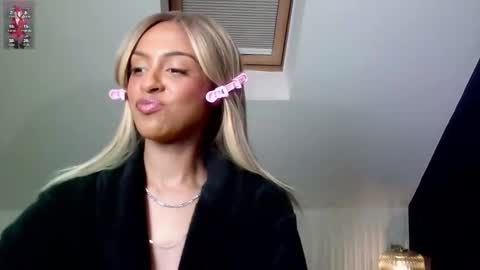     Help me reach 100 thumbs up  online show from 03-04-26, 12:38