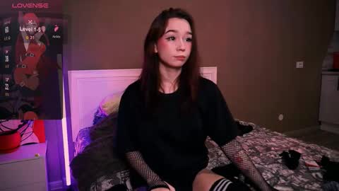 Snapshot of kimiko_luv chatting on 10-10-25, 10:25 Kimiko online show from 10-10-25, 10:25