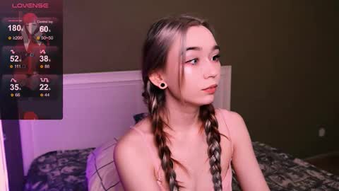 Snapshot of kimiko_luv chatting on 11-14-25, 03:05 Kimiko online show from 11-14-25, 03:05