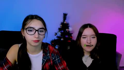 Snapshot of kimiko_shine_ chatting on 12-16-25, 12:10 just Kimi online show from 12-16-25, 12:10