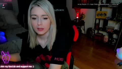 Wolfs Girl online show from 02-11-26, 06:24