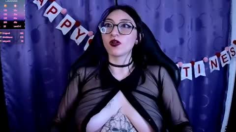   online show from 02-07-25, 01:47