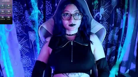   online show from 10-30-25, 01:34