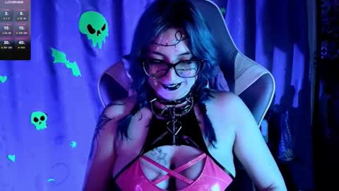   online show from 12-15-25, 02:32