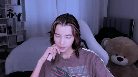 kimm wong online show from 06-03-26, 03:53