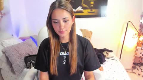 kimmberly_saenz_ online show from 09-19-25, 09:04