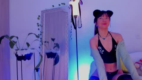 Kimm online show from 10-06-25, 02:53