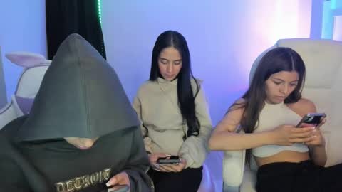 kimmi online show from 12-11-24, 02:30