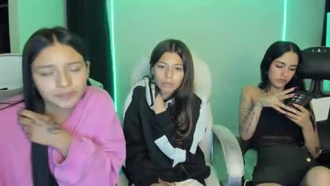 kimmi online show from 02-11-25, 11:22