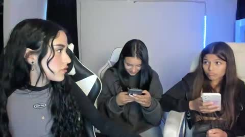 kimmi online show from 02-12-25, 11:09