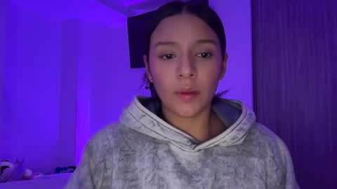 kimmi online show from 03-10-26, 10:04