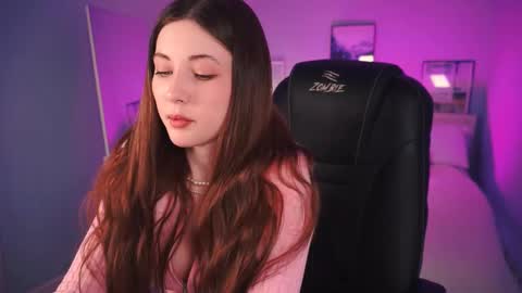 Snapshot of kimmie_shine chatting on 02-19-26, 02:13 Your Kimmie follow me online show from 02-19-26, 02:13