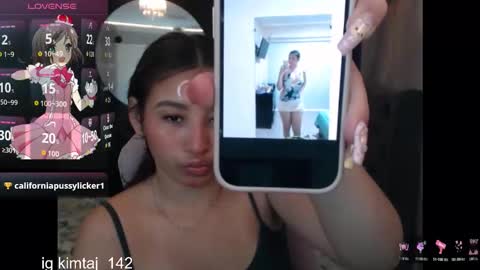 Snapshot of kimtaj_x chatting on 04-28-26, 04:12 Kimtaj online show from 04-28-26, 04:12