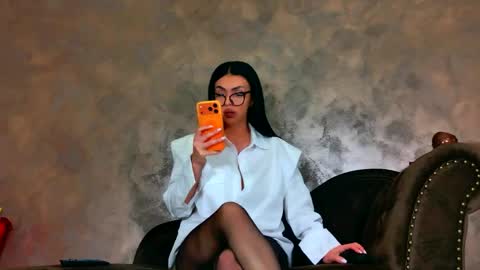 Kim Wilmes online show from 05-24-26, 11:37